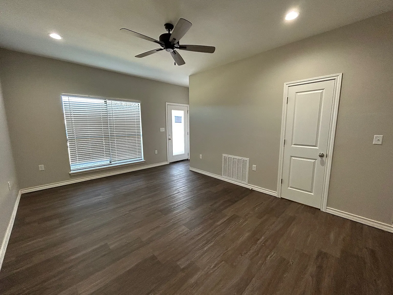 3427-3457 Brooke Pl — Photo 2