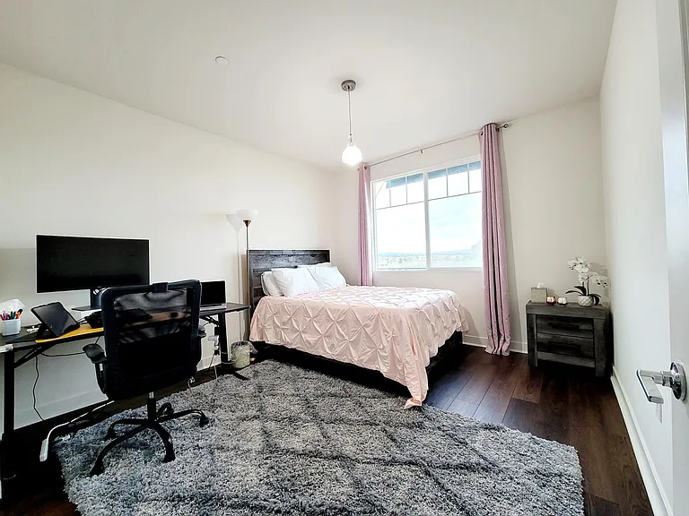 2820 Wagon Wheel Rd #402 — Photo 10