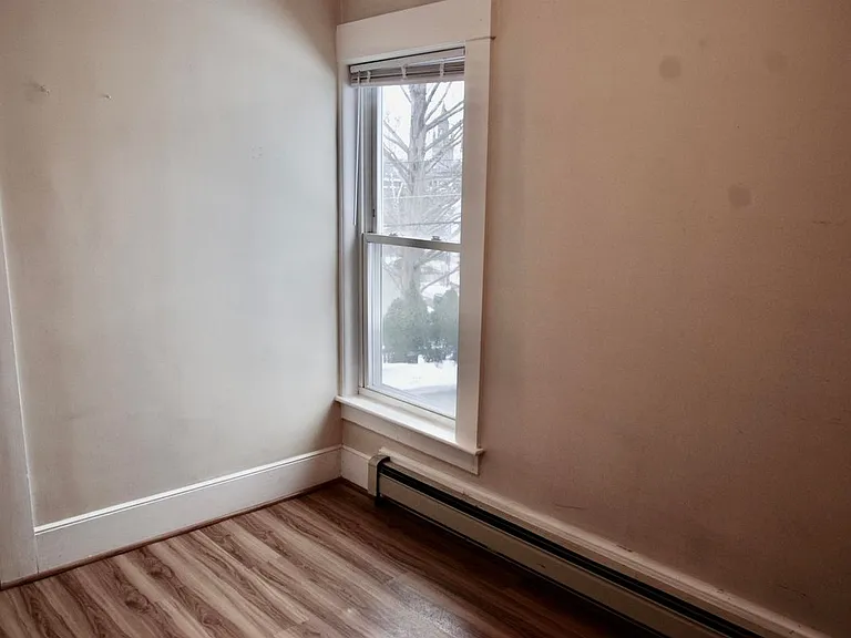 17 Hanover St — Photo 14
