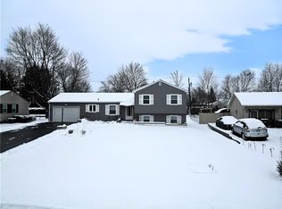 248 Gate House Trl, Henrietta, NY 14467