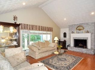 4 Veronica Ct, Coventry, RI 02816