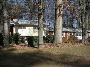 205 Forrest Ave, Fayetteville, GA 30214