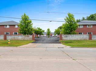 1133 Hobart Dr APT 5, Green Bay, WI 54304