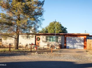 19 E Hawthorne St, Huachuca City, AZ 85616