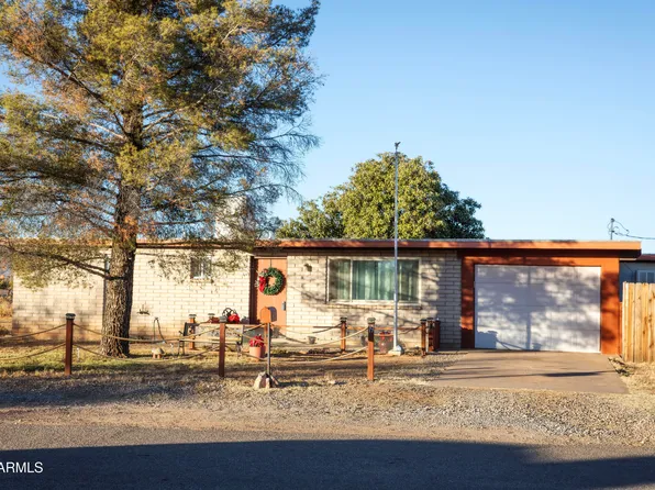 19 E HAWTHORNE Street, Huachuca City, AZ 85616