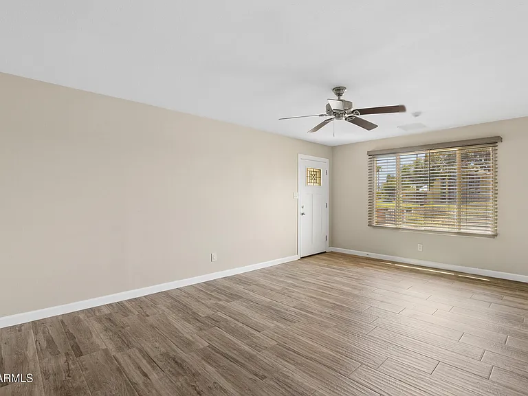 1260 E Alameda Dr — Photo 7