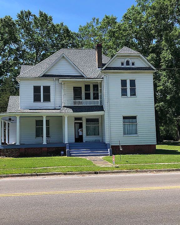 1902 Colonial Revival