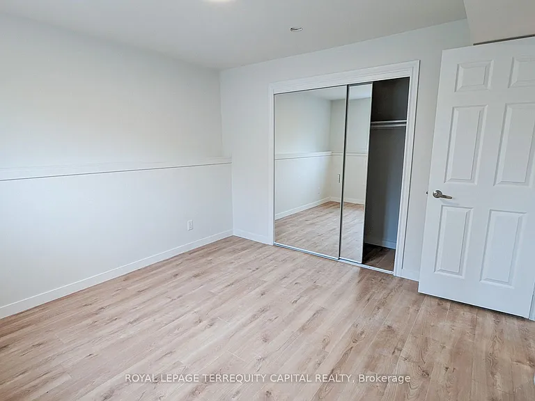 34 McConkey Pl #LOWER — Photo 2