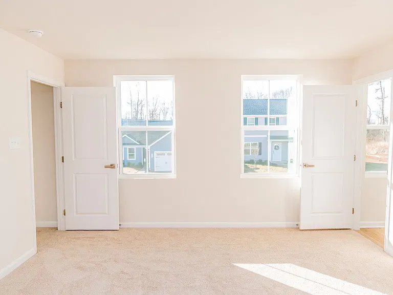 327 White Birch Rd — Photo 16