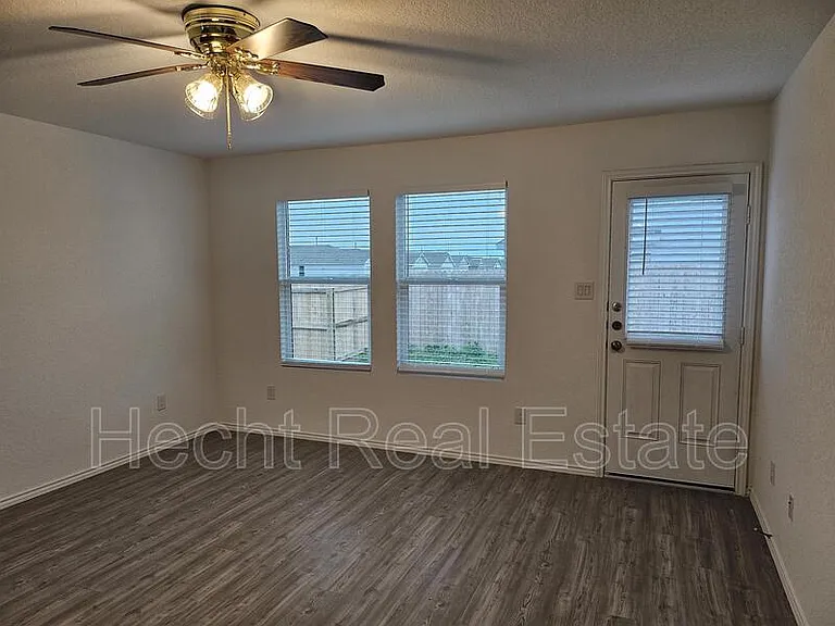 5911 Coahulia Rdg — Photo 28