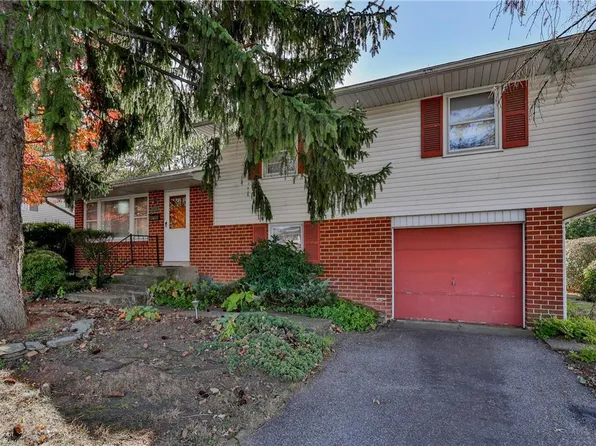 1959 Collingswood Dr, Bethlehem, PA 18018