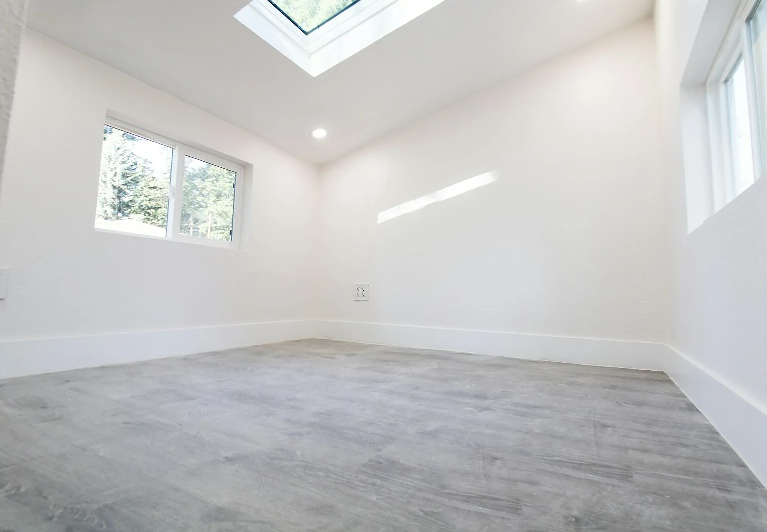 21107 Damson Road, Unit C — Photo 4