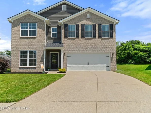 6719 Meadow Park Dr, Louisville, KY 40291