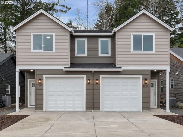 1096 NE 12th Ave, Rockaway Beach, OR 97136