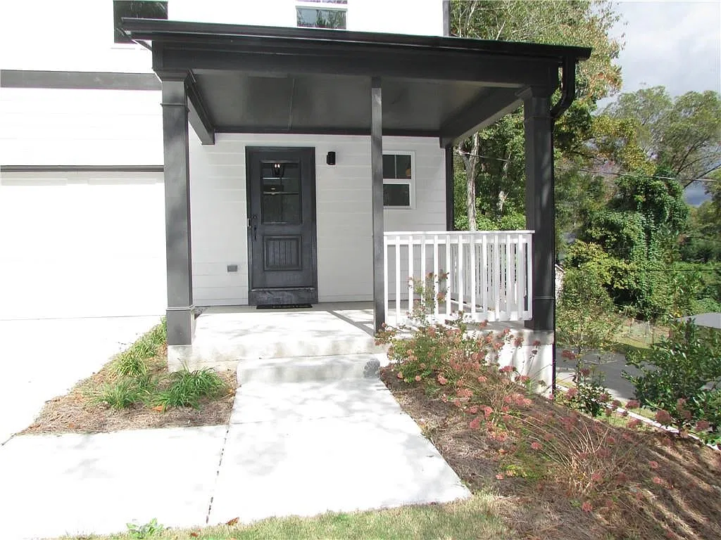 4 bed, 2.5 bath, 1887 sqft, $3,000 — Photo 4