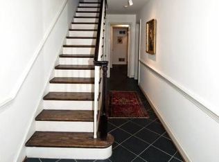 3316 R St NW, Washington, DC 20007