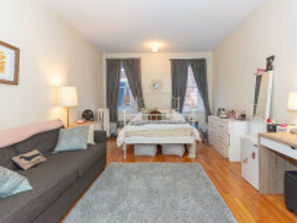 1st image of 312 Saint Paul St #8