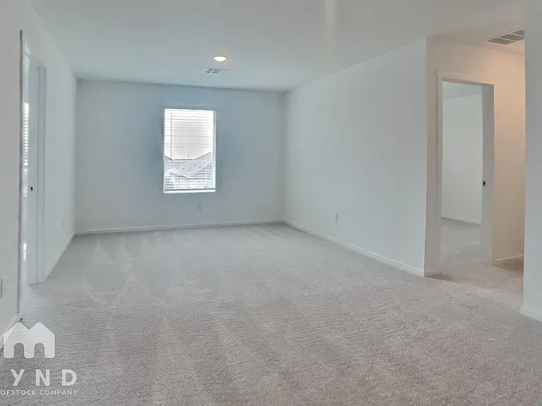 7127 Sapphire Rdg — Photo 9