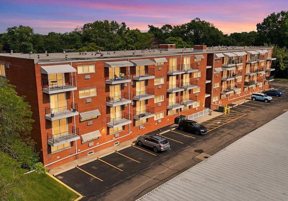 2915 W Thirteen Mile Rd Apt 308, photo 20