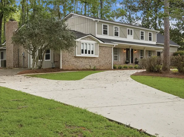 2206 Limerick Dr, Tallahassee, FL 32309
