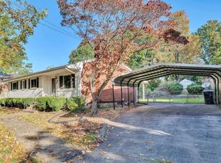 3260 Rasmont Rd, Roanoke, VA 24018