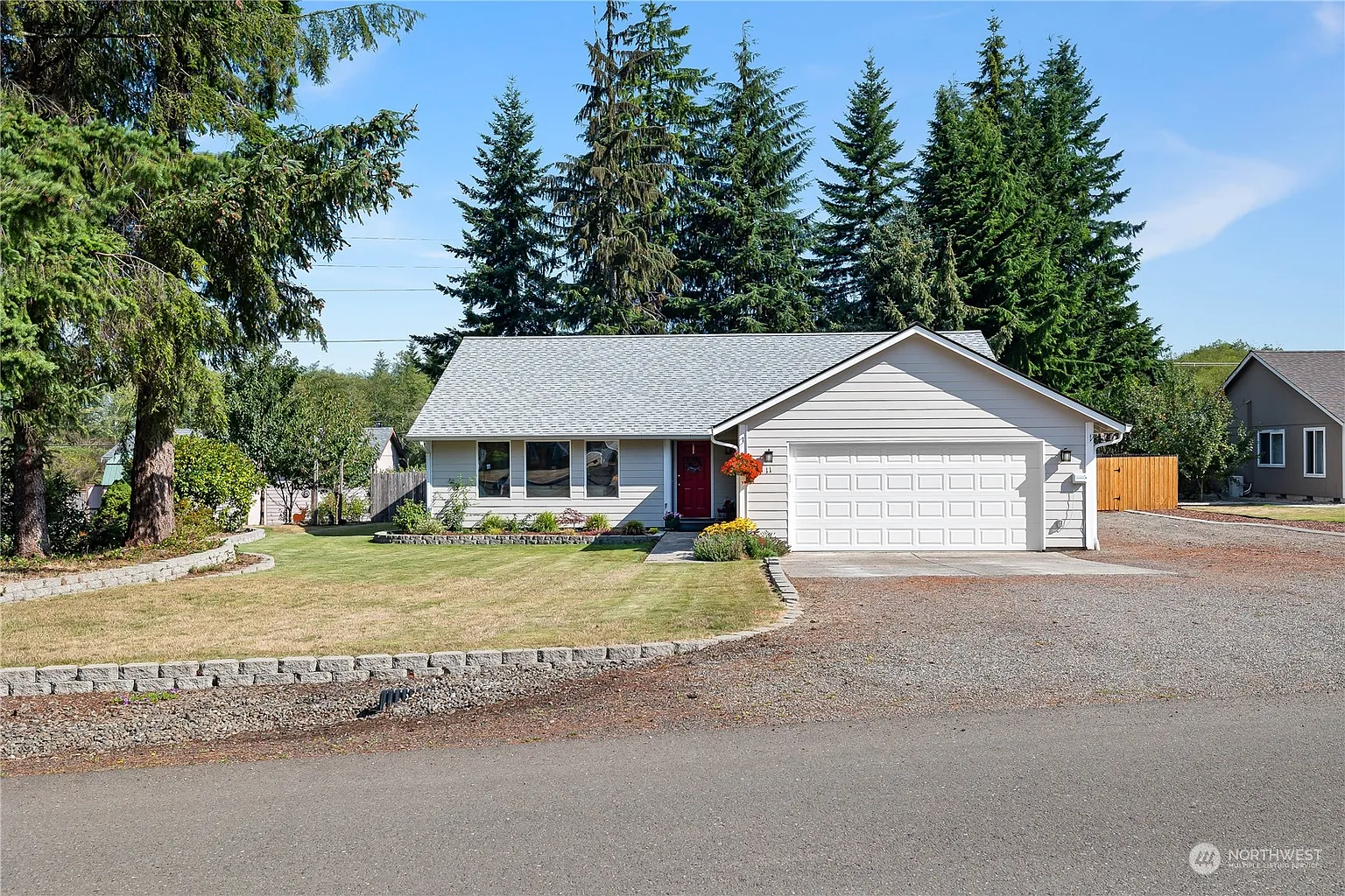 11 Sunrise Court photo 1