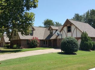 2512 W Orleans Dr, Rogers, AR 72758