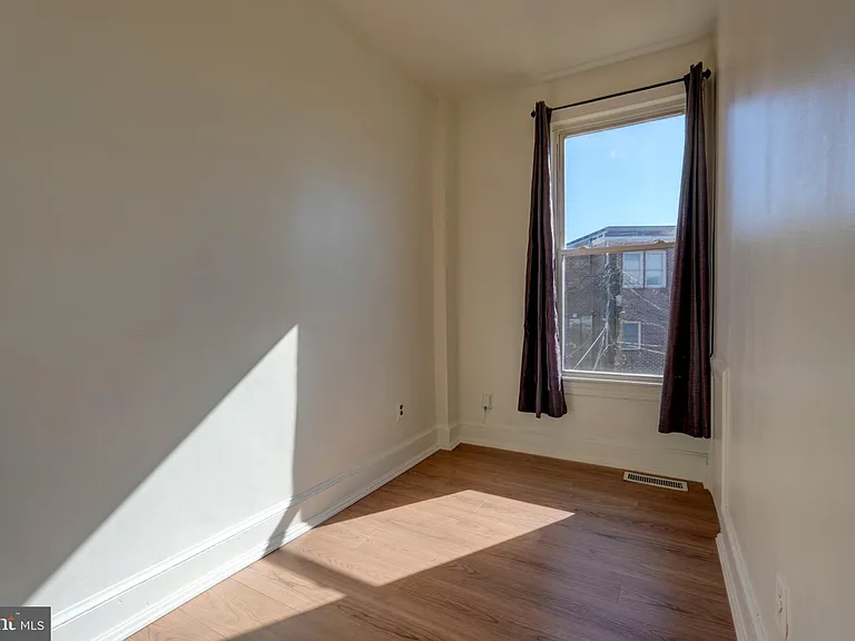 1209 I St SE — Photo 26