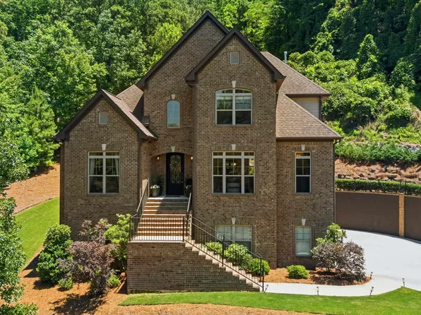 6020 Eagle Point Cir, Birmingham, AL 35242
