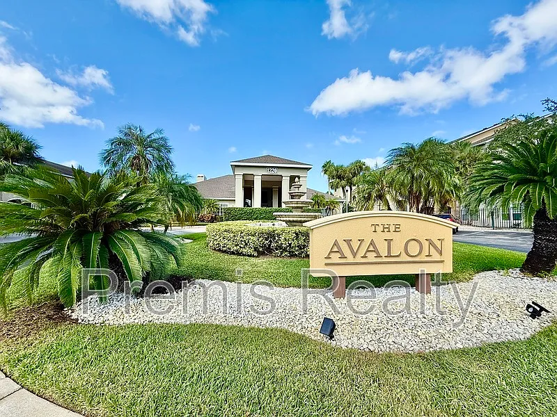1 bed, 1.0 bath, 701 sqft, $1,450 — Photo 2