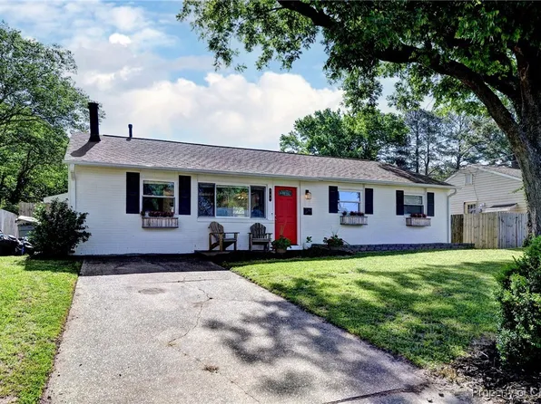704 Athens Ave, Hampton, VA 23669