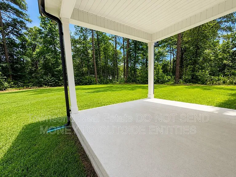 621 Blawell Cir — Photo 4