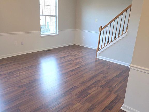 2nd image of 20321 Kellys Ln