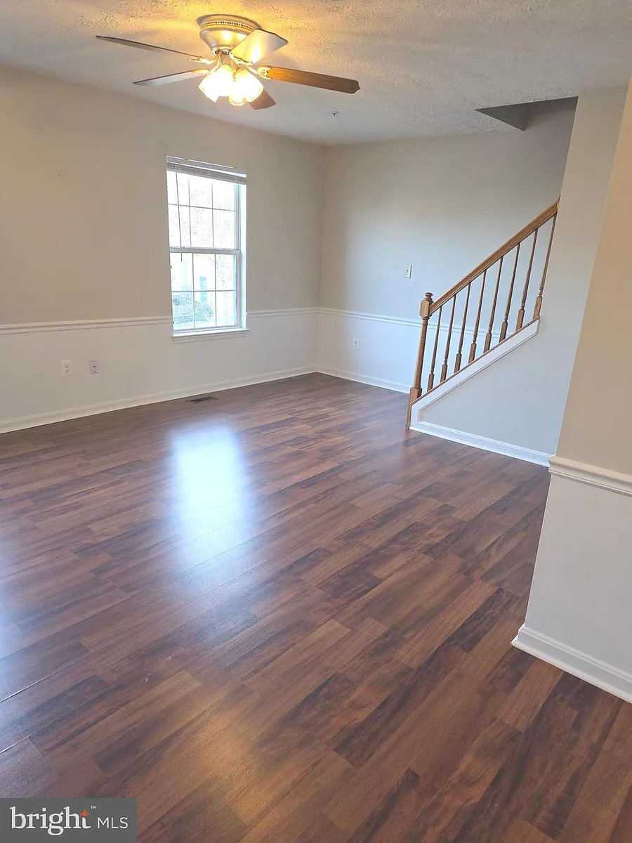 Building Photo - 20321 Kellys Ln