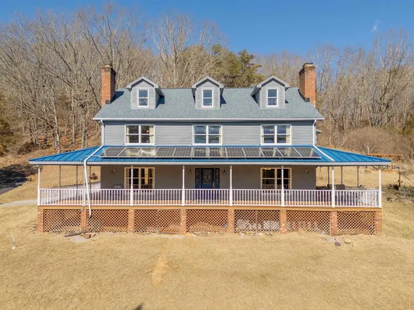 3120 Happy Hollow Rd, Blacksburg, VA 24060