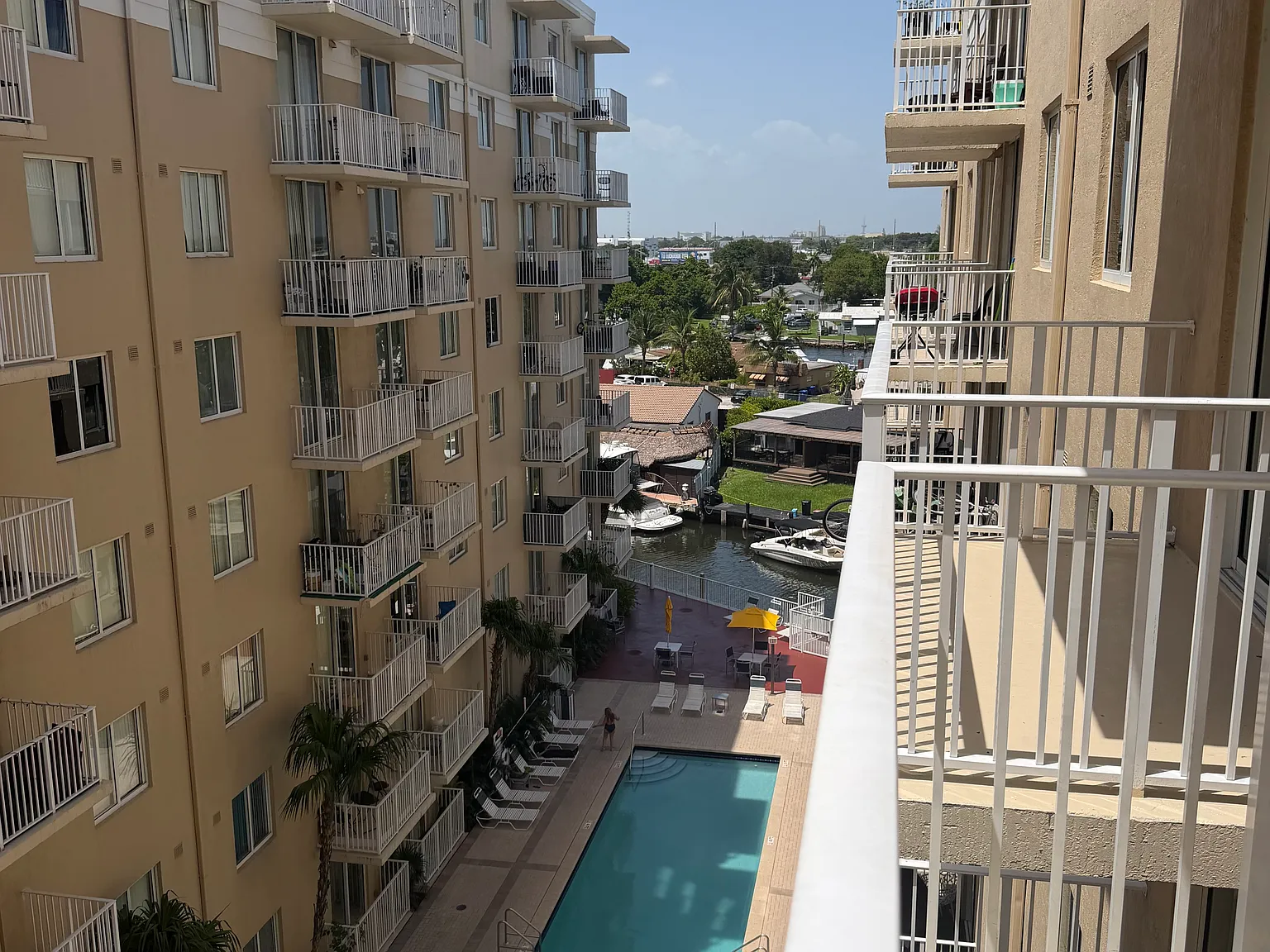 2 bed, 980 sqft, $2,180 — Photo 3