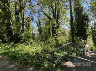 3040 S Ferdinand St, Seattle, WA 98108