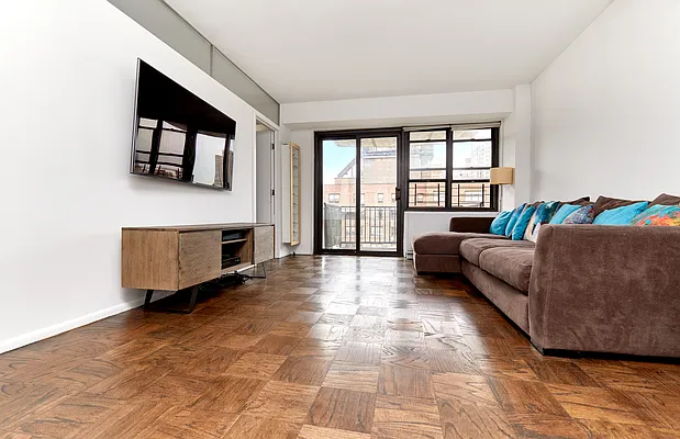 Sold by PocketBroker Inc | media 8