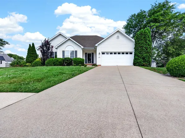 1052 Trillium Ln, Bowling Green, KY 42104