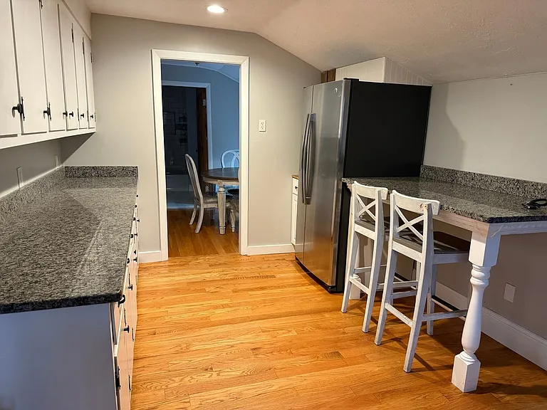 18 Cliff St — Photo 4