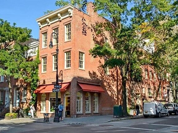 5th image of 51 Bank St APT 3