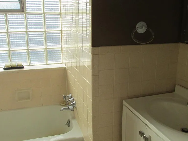 107 Weedon Dr — Photo 5