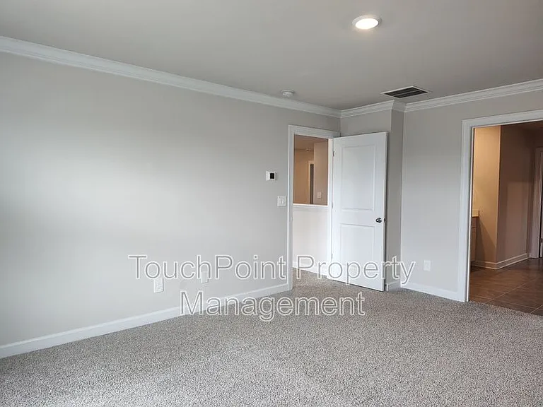 115 Sentinel Ct — Photo 21