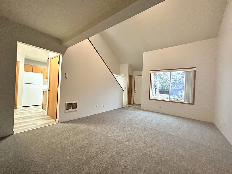 5626-5628 Glenridge Way #5630 — Photo 14