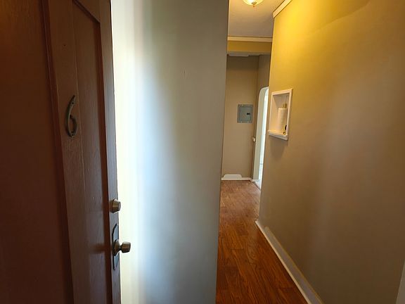 2nd image of 462 Stow Ave APT 6
