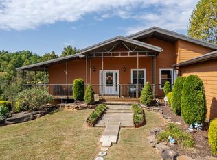 197 Happy Hollow Rd, Madisonville, TN 37354