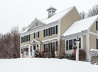 652 Salem St, Groveland, MA 01834