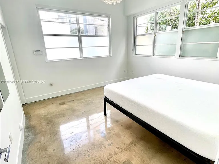 935 Euclid Ave #6 — Photo 17