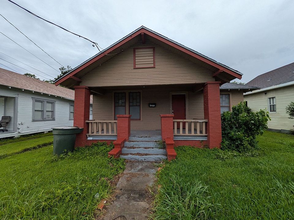 1st image of 1275 Doucette Ave