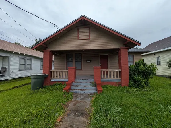 1275 Doucette Ave, Beaumont, TX 77701